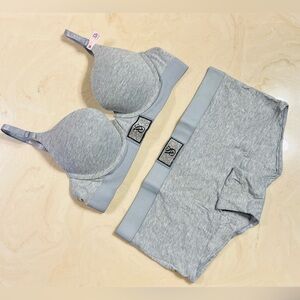 VICTORIA’S SECRET Bling Shine Patch Push Up Bra & Boyshort Set Grey 32B S/M